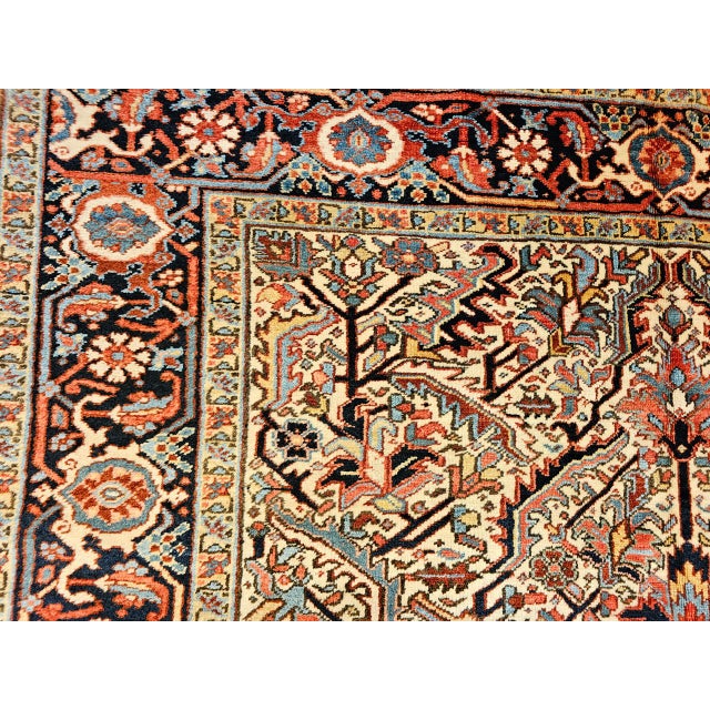 Vintage Persian Heriz Serapi Rug, Hand-Knotted Wool, Allover Geometric Pattern, Ivory & Red, 7x10 For Sale - Image 4 of 18