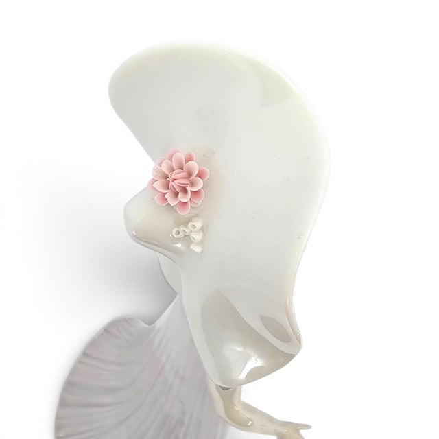 Lladro #1431 the Debutante Elegant Ladies Spanish Porcelain Figurine For Sale - Image 9 of 11