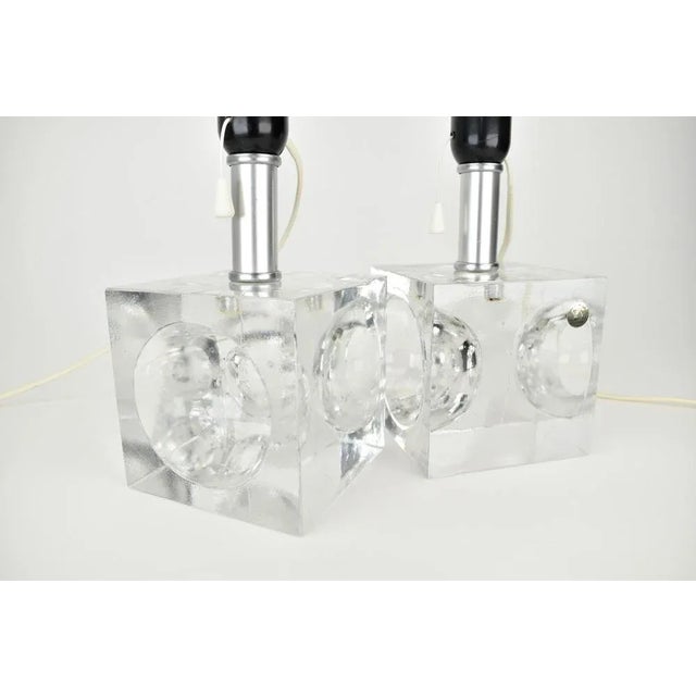 Crystal Cubic Table Lamps from Royal Leerdam, 1970s, Set of 2 For Sale - Image 4 of 12