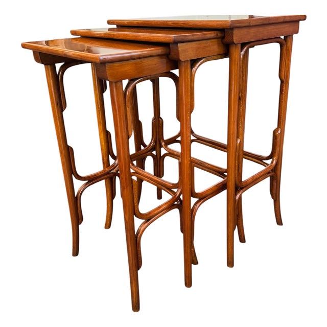 Art Nouveau Nesting Tables by Michael Thonet for Gebrüder Thonet Vienna Gmbh, 1890s, Set of 3 For Sale