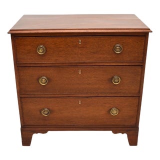 Georgian Chest of Drawers, 1790s For Sale
