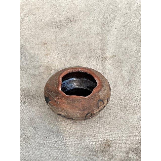 Vintage Clay Vase With Primitive Drawings, Signed For Sale In Los Angeles - Image 6 of 7