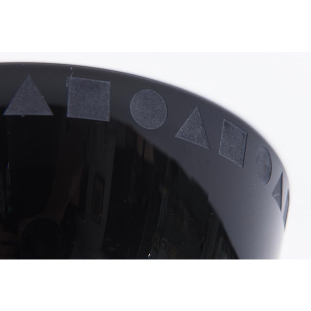 Ward Bennett Ward Bennett Sengai Sasaki Post Modern Black Glass Bowl, 1980's For Sale - Image 4 of 10