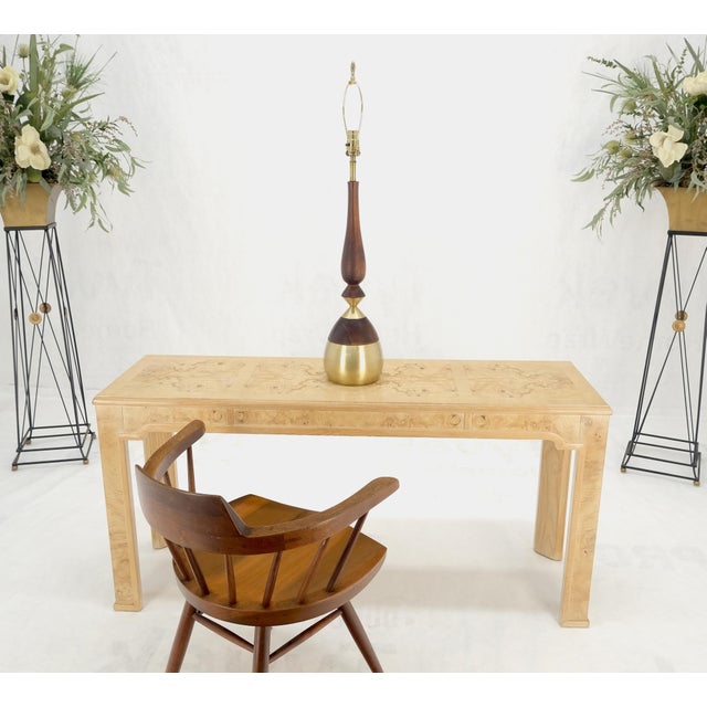 Onion Vase Shape Turned Walnut & Brass Mid Century Modern Table Lamp For Sale - Image 11 of 11