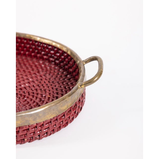 Vintage Italian Wicker and Brass Tray, 1970s For Sale - Image 4 of 11