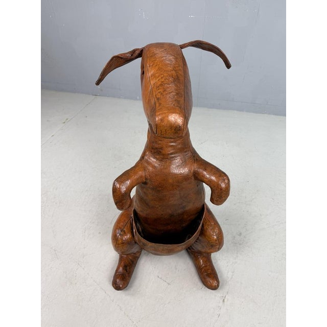 Leather Magazine Pouch Kangeroo by Dimitri Omersa, Spain, 1970 For Sale - Image 10 of 18