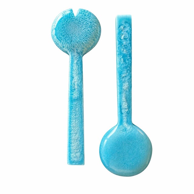 Contemporary Riviera Blue Hand Poured Resin Salad Serving Set 2-Piece For Sale - Image 3 of 3