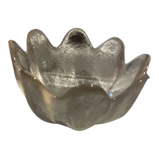 1960s Scalloped Clear Glass Decorative Bowl For Sale
