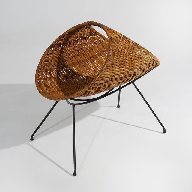 Rattan Magazine Rack with Metal Legs, 1950s For Sale - Image 4 of 13