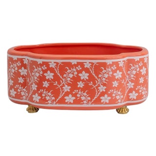 Williamsburg for Port 68 Floral Vine Scallop Footed Oval Planter, Coral For Sale