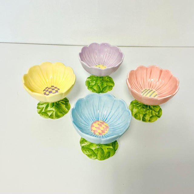 These are just so pretty. The ceramic china pedestal bowls are in the Trompe L’Oeil style of flora Buttercups. Each rests...