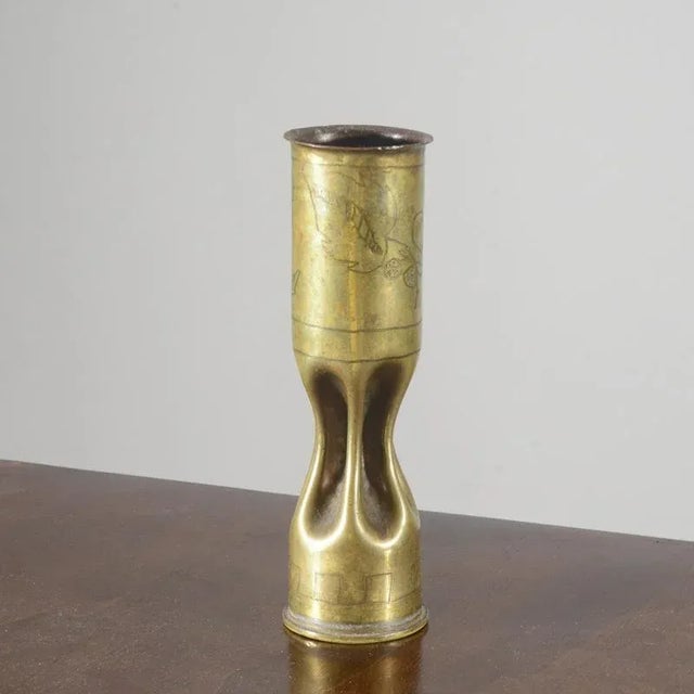 Military Bullet Vase in Worked and Engraved Brass For Sale - Image 3 of 7