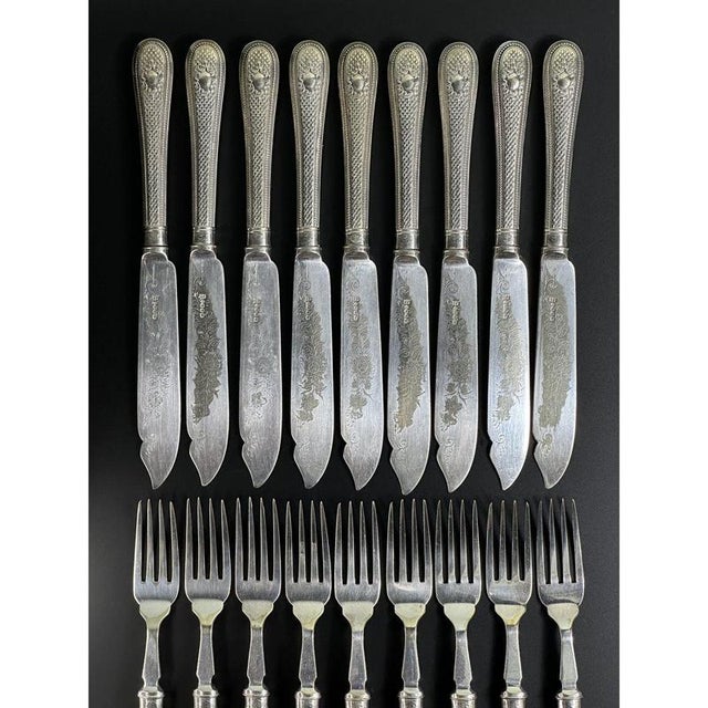 English Silver-Plated Forks and Knives, London, 1888, Set of 18 For Sale - Image 5 of 12
