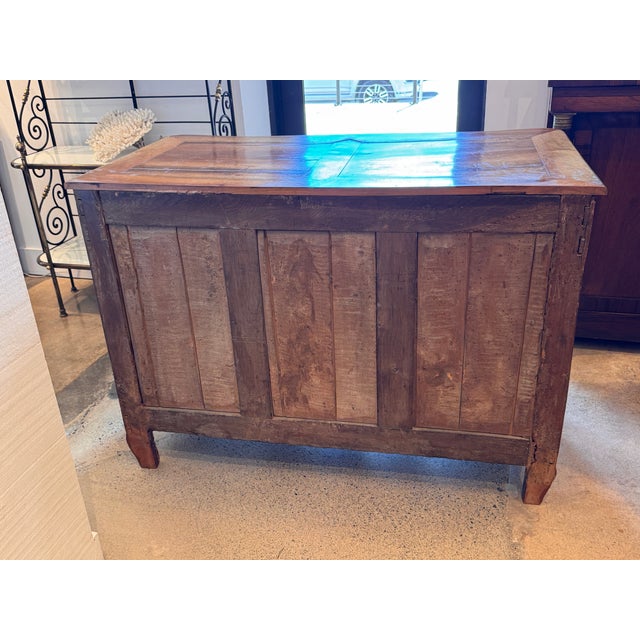 Louis XV Walnut Serpentine Commode For Sale - Image 10 of 10