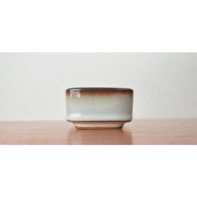 Mid-Century Modern Mid-Century Modern Danish Studio Pottery Model 8818 Bowl by Einar Johansen for Søholm, 1960s For Sale - Image 3 of 14