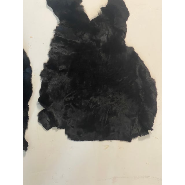 Black silk soft shearling fur small throws.