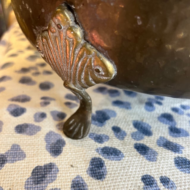 1970s Large Hand Hammered Footed Brass Planter Bucket For Sale - Image 4 of 9