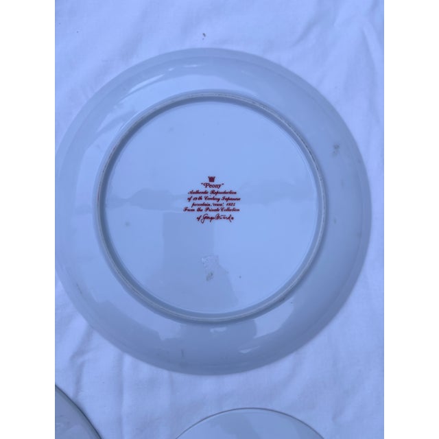 Late 20th Century 19th-Century Japanese Imari Inspired Decorative Plate Curation- 6 Plates For Sale - Image 5 of 12