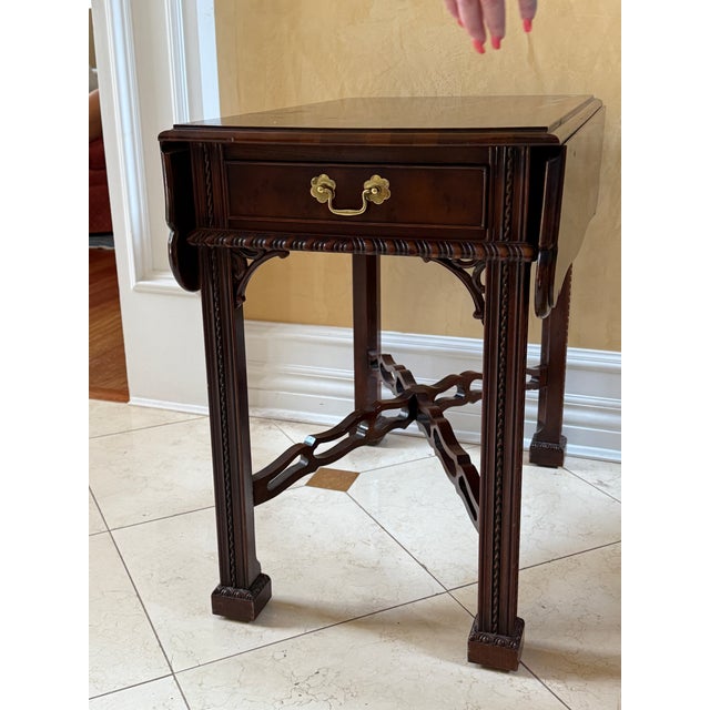 Early 20th Century John Widdicomb Grand Rapids Pembroke Drop Leaf Side Table For Sale - Image 5 of 12