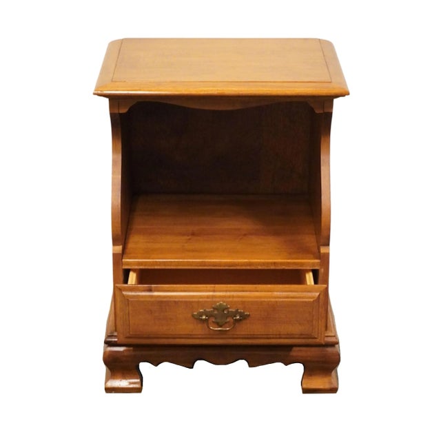 Mid 20th Century Sprague & Carleton Solid Hard Rock Maple Colonial Early American 19" Open Cabinet Nightstand For Sale - Image 5 of 13