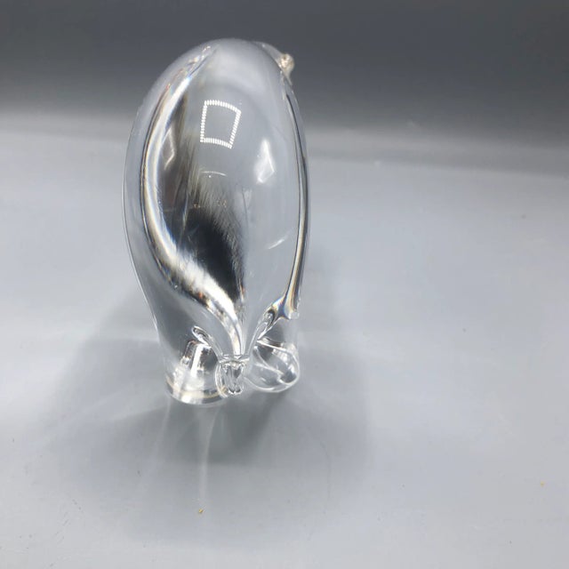 Clear Crystal Sculpture of a Polar Bear For Sale In Miami - Image 6 of 8