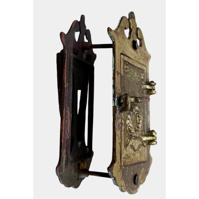 This piece would make your entry door the talk of the neighborhood!!