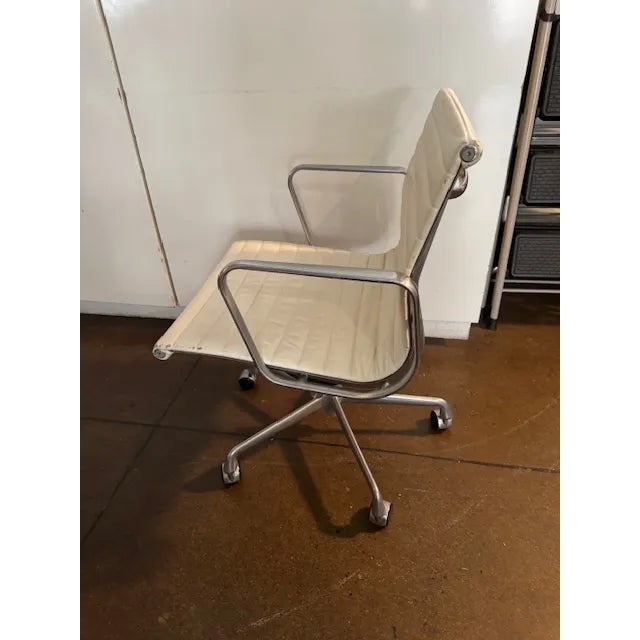 Eames Eames Office Chair For Sale - Image 4 of 5