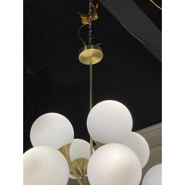 Metal Vintage Late 20th Century Murano Glass and Brass Sputnik Cloud Chandelier For Sale - Image 7 of 9