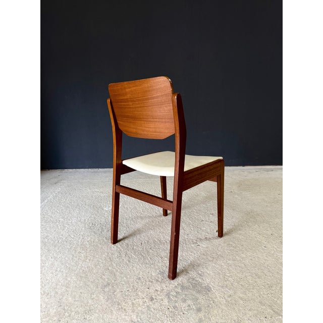 Vintage Dutch Chairs from MCM, 1960s, Set of 2 For Sale - Image 13 of 18
