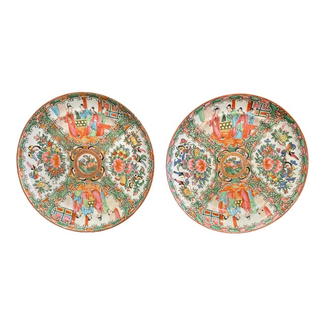 Antique Pair of Rose Medallion Chinese Plates For Sale