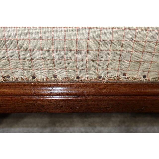 Brown Long Victorian Mahogany Chaise Lounge, England, 19th Century For Sale - Image 8 of 18