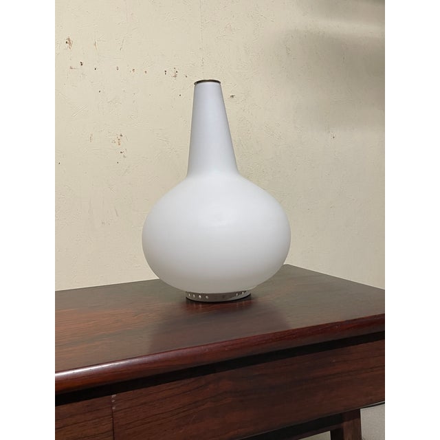 Opaline Glass Model 1837/1 Vase Lamp by Max Ingrand for Fontana Arte, 1950s For Sale - Image 14 of 16