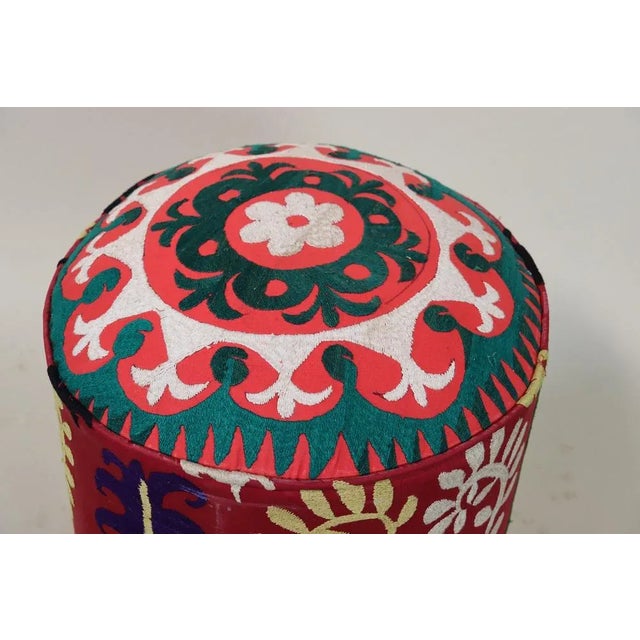 Vintage Oriental Stool with Suzani Upholstery, 1950s For Sale - Image 10 of 12