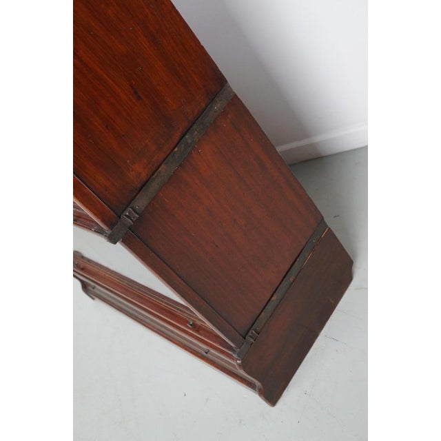 Antique Mahogany Stacking Bookcase from Globe Wernicke, 1900 For Sale - Image 4 of 17