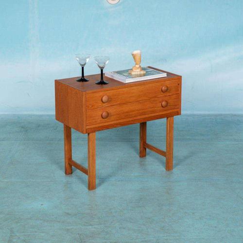 Scandinavian Chest of Drawers in Blond Oak, 1960s For Sale - Image 4 of 18