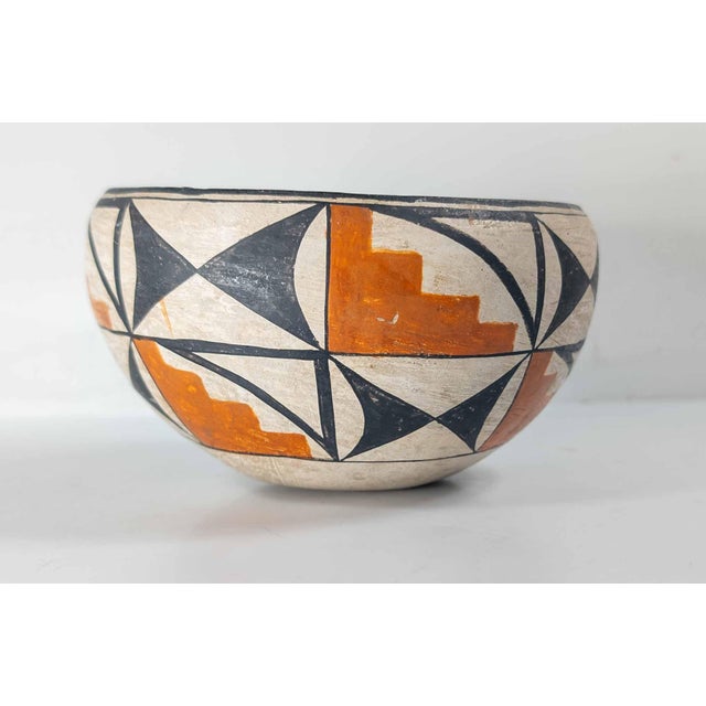 Tribal 20th Century Southwest Native American Indian Acoma Polychrome Pottery Bowl For Sale - Image 3 of 11