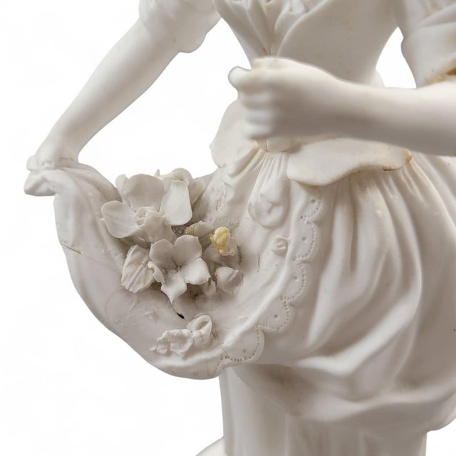 Minton Pair of Parian Biscuit Figures of Gardeners, England, 1845, Set of 2 For Sale - Image 10 of 12