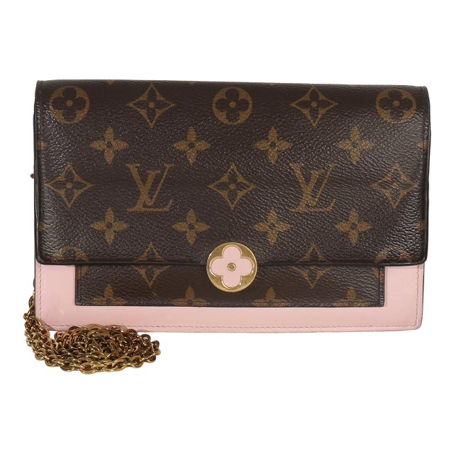 Rose Ballerine Monogram Canvas Flore Chain Wallet For Sale