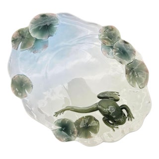 Franz Porcelain Amphibia Xpi-690 Sculpted Frog and Lily Pad Platter For Sale
