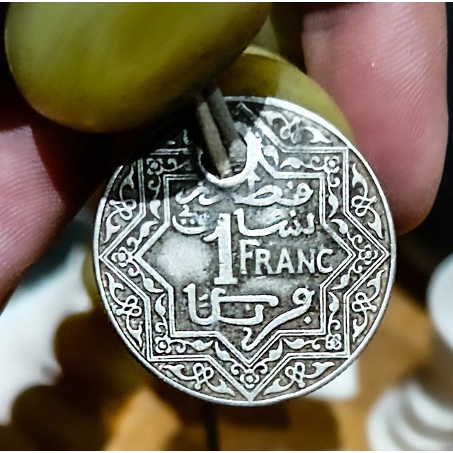 Berber Copal Amber and Silver Necklace, Early 20th Century For Sale - Image 9 of 12