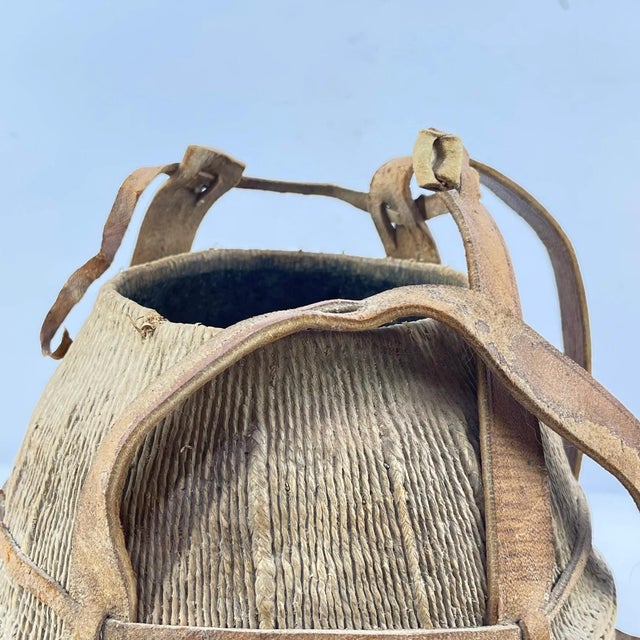 Wood Early 20th Century Boran Milk Jug Kenya MATTER COLLECTION For Sale - Image 7 of 7