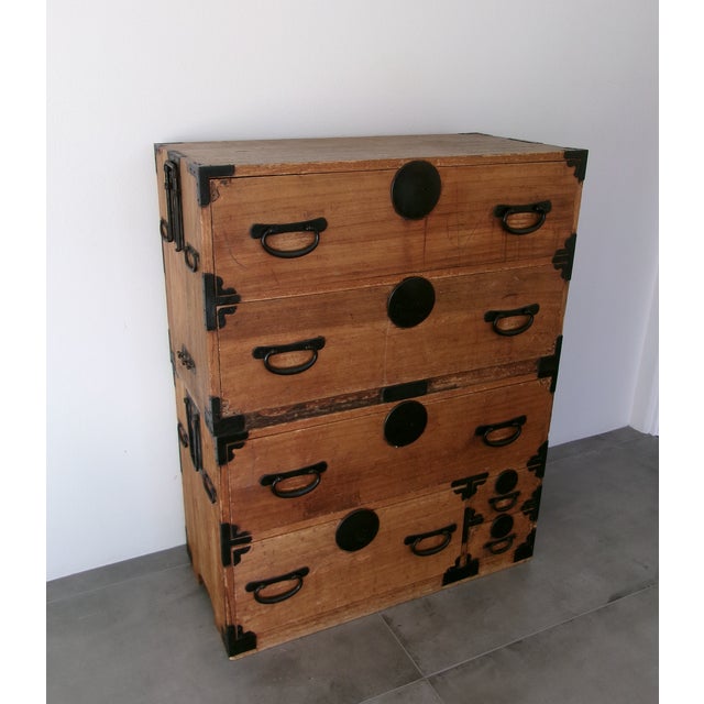 Early 20th Century Early 20th Century Japanese Tansu Dresser For Sale - Image 5 of 10