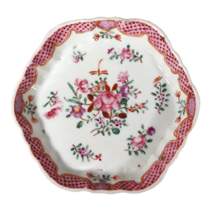 Chinese Export Porcelain Famille Rose Botanical Teapot Stand