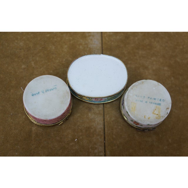 2 Antique French Limoges & 1 Chinese Cloisonne Frog Trinket Pill Snuff Boxes For Sale - Image 10 of 16