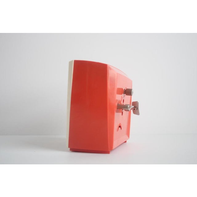 Red Mechanical Alarm Clock Prim, Czechoslovakia, 1970s. For Sale - Image 8 of 12