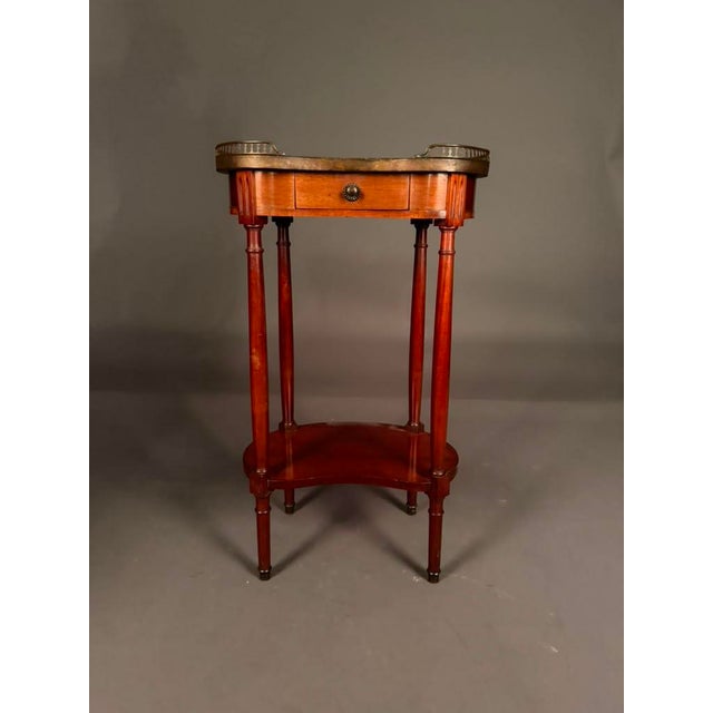 French Louis XVI Style Mahogany Kidney-Shaped Side Table With Marble Top & Brass Gallery, C. 1890 For Sale - Image 4 of 12