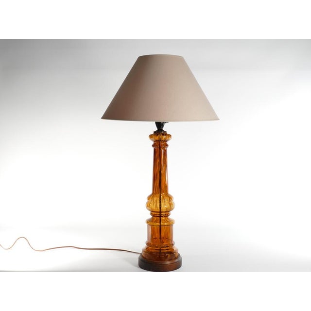 1970s Scandinavian Modern Amber Glass Table Lamp by Miranda, 1970s For Sale - Image 5 of 18