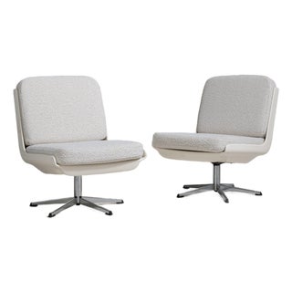 Pair of Variopur Space Age Upholstered Swivel Chairs, Antique, Germany, Circa 1970 For Sale