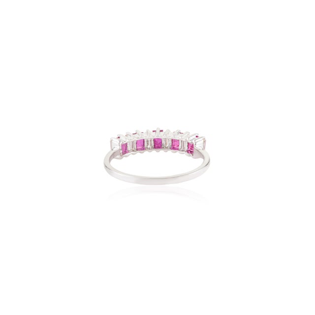 Metal Prong Set Alternating Ruby & Diamond Baguette Band Ring Size 7 in 14k White Gold For Sale - Image 7 of 13