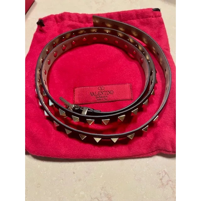 Animal Skin Valentino Rockstud Calfskin Belt, Original Out of Production, Gold-Tone Studs & Buckle, Made in Italy, Brand New For Sale - Image 7 of 12